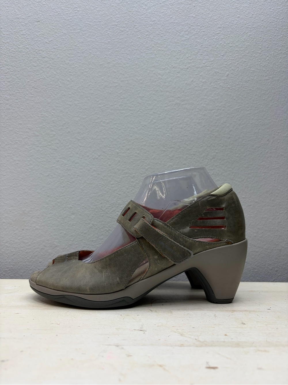 Merrell Brown Leather Evera MJ Mary Jane Heeled Sandals Size 8